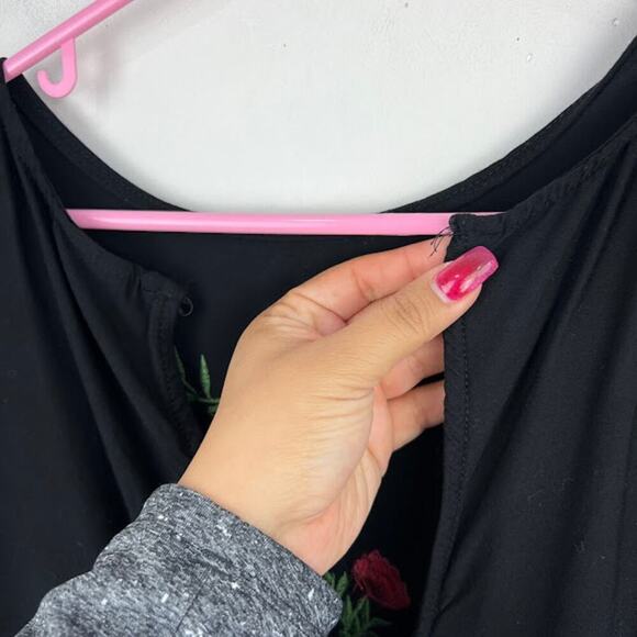 Torrid Black Embroidered Floral Challis Skater Dress womens plus size 2x - Picture 8 of 10